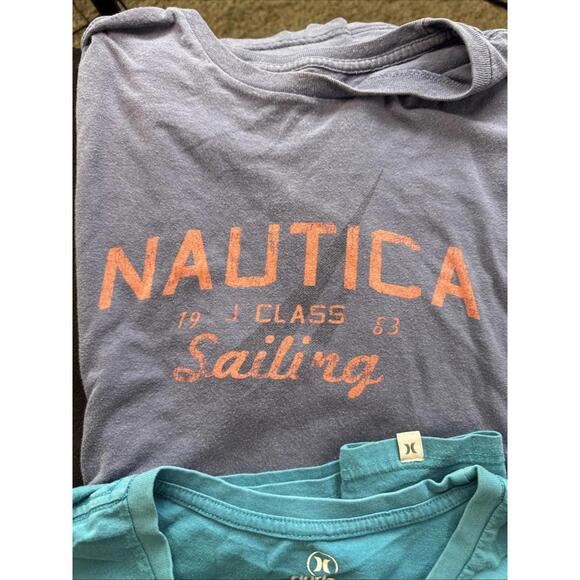 4 Men’s Tee Shirts Size‎ Large Disney, Salt Life, Hurley, And Nautica - Picture 5 of 6